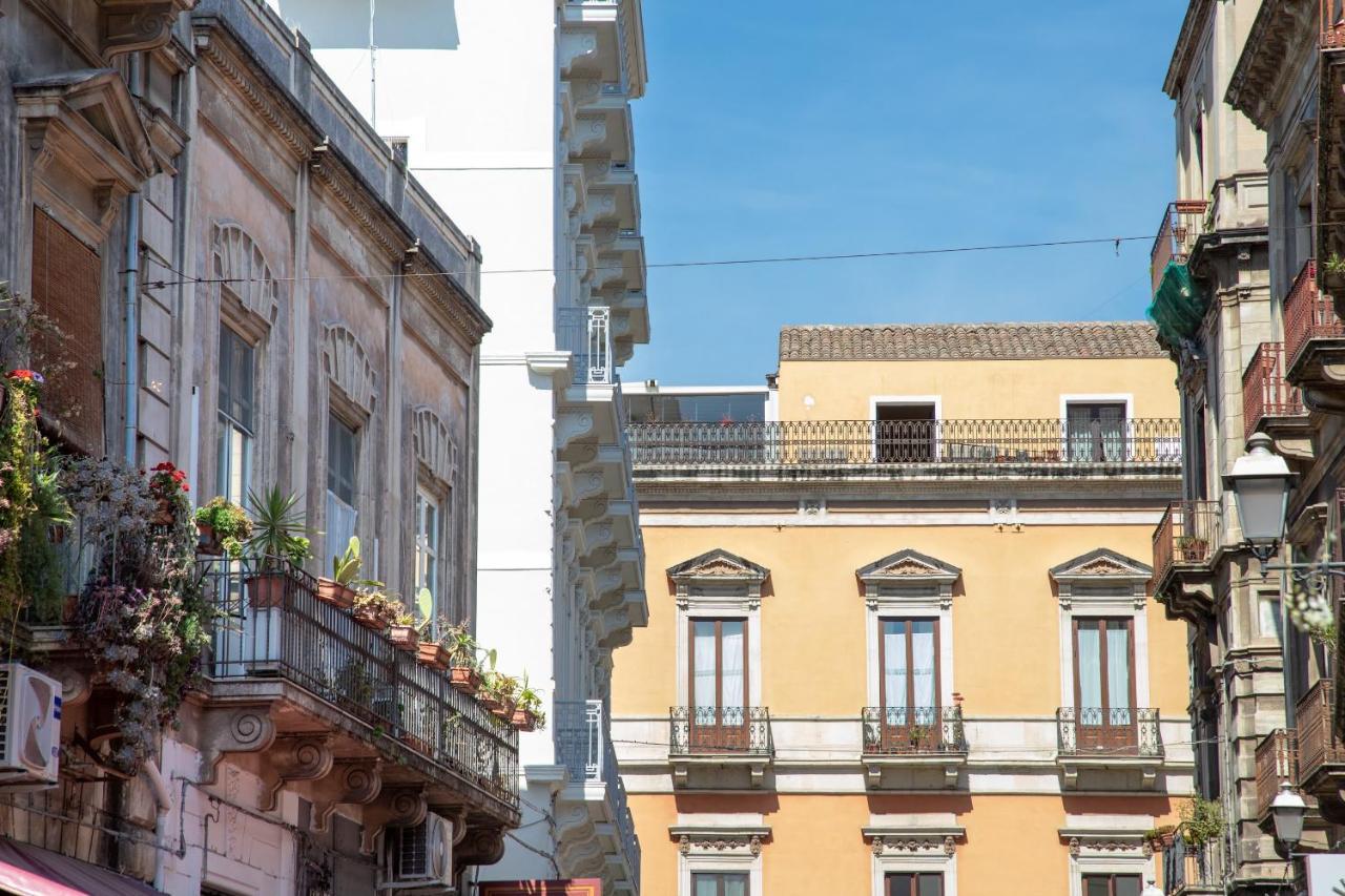 Zefiro Rooms Catania Exterior photo